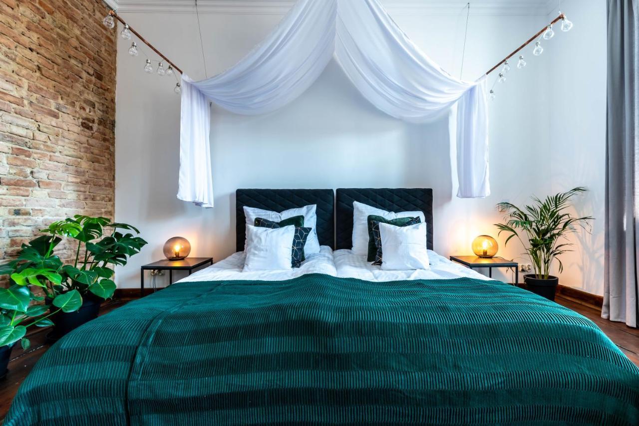 Zamkowa Guesthouse Познань Экстерьер фото